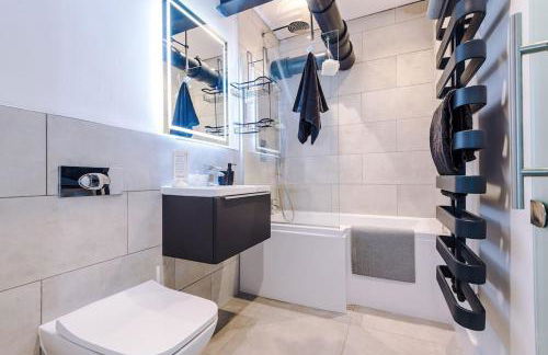 Incredible 3Bed Townhouse, Rooftop Patio, Sleeps 6 - Foto 68