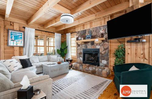 Wonderful Log Cabin near private beach and lake access - Foto 3