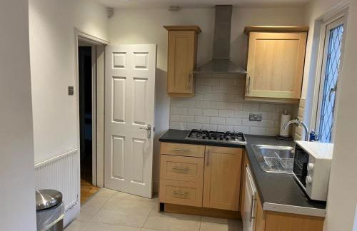 Comfortable, homely 4 bedroom property - Foto 22