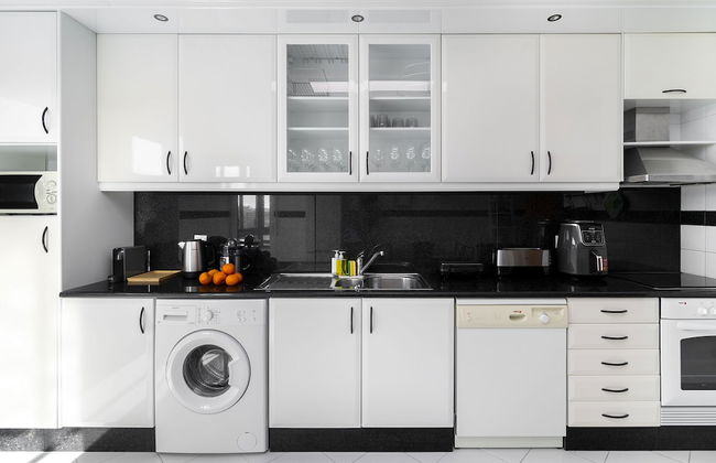 Sunset Views and Sea Breezes - Foto 19