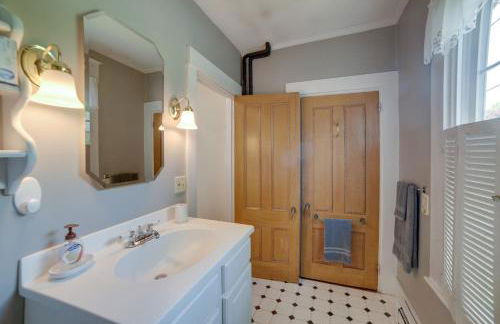 Kennebunk Apartment with Local Beach Access! - Photo 17