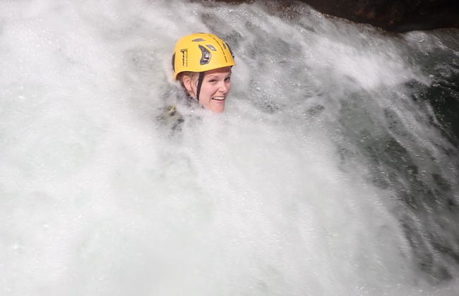 Barranquismo en Nevidio - Tour privado - Foto 2