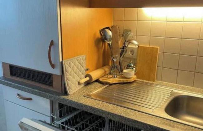 Beautiful Flat top Location - Foto 13