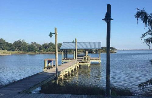 Peaceful Stay Near Biloxi Coast | 3 beds, 1 bath - Foto 56