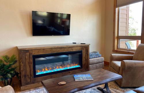 Luxury Townhome in Exclusive Eagle Bend - Photo 31