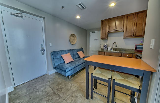 Sterling Breeze - Luxury Beach Front Condo - Photo 96