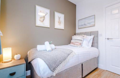 NEW! Incredible Home In Northwich By 53 Degrees Property, Perfect For Groups, FREE Parking! - Photo 41