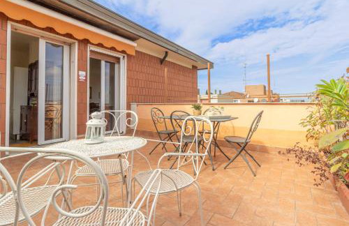 Charming Apartment In The City Center "Terrazza Sui Tetti" Con Parcheggio - Foto 25