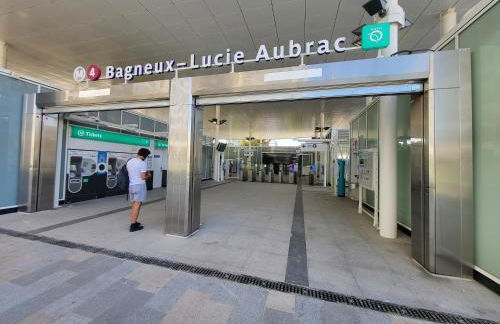 Le Lucie - Bain de lumière au pied du métro - Foto 14