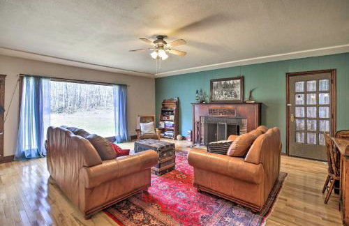 Remote Escape Riverside Home with Scenic Views - Photo 3