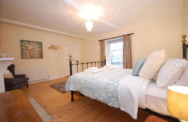 Manor House Moreton - Entire Holiday Home - Foto 6