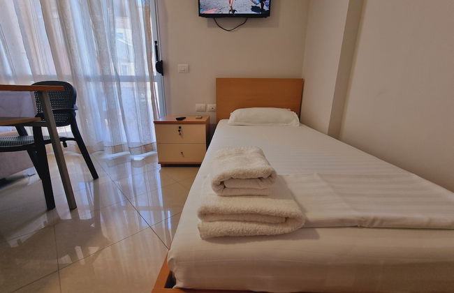 Thoma's K Studios - Photo 19