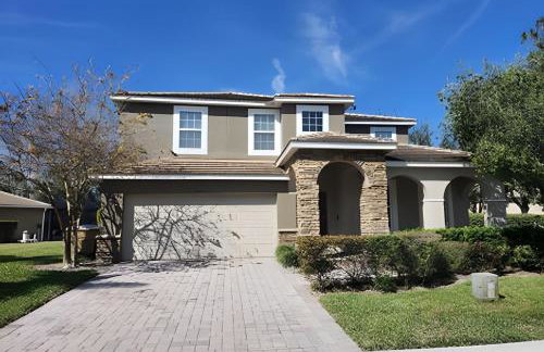 New to Market Spacious Private Pool Retreat - Foto 36