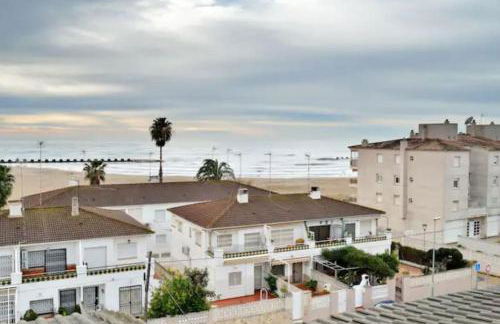 Nice beachside 2-BD apt near Barcelona - Foto 40