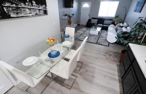 Cozy Morningside House with Fiber Internet - Foto 23