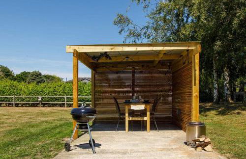 The Showman's Carriage w King Bed close to beach - Foto 22