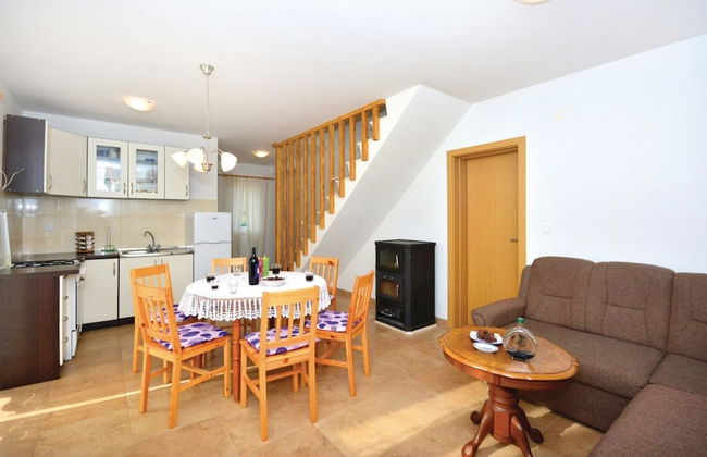 New Modern House in a Quiet Island Area w. Garden - Foto 11