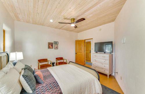 Mtn-View Retreat w/ Hot Tub in New Mexico! - Foto 19