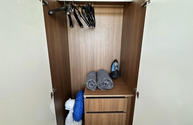 Condo Apartment With Workspace - Foto 40