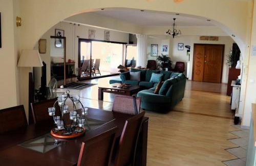 Luxury villa with stunning seaviews and pool - Foto 13