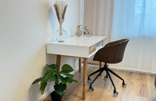 3 Zimmer Apartment, 90 qm, ruhig und zentrumsnah, max 6 Pers, 15 qm Balkon , private Garage, Internet 1000 MBit - Foto 10