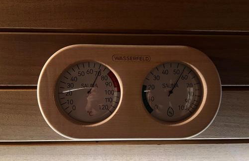 Richmond Hill Cottages, Exclusive 6 bedroom Farm House, Markington with heated pool - Photo 16