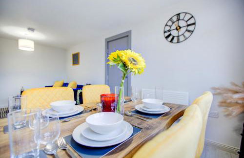 Modern 2 Bed in High Wycombe by ARP Homes, Ideal for Families or Business, Free Parking - Foto 8