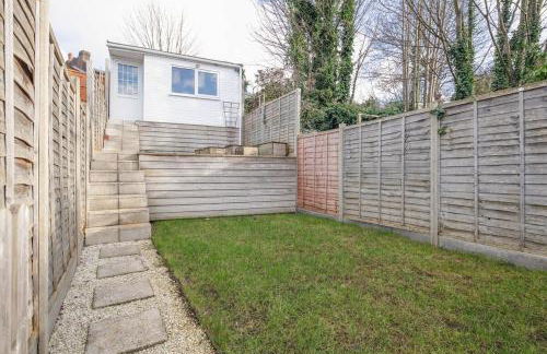 Spacious 3 Bedroom Home with PS5 and Pool Table Near O2 Arena Canary Wharf and Elizabeth Line to Central London - Foto 35