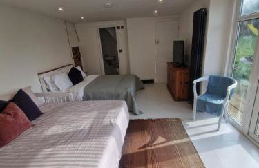 Garden Apartment, sleeps 4 - Foto 6