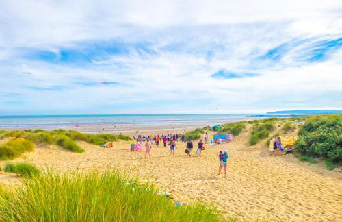 River Lodge Platinum Plus Holiday Home with River Views, Free Wifi & Netflix - Foto 18