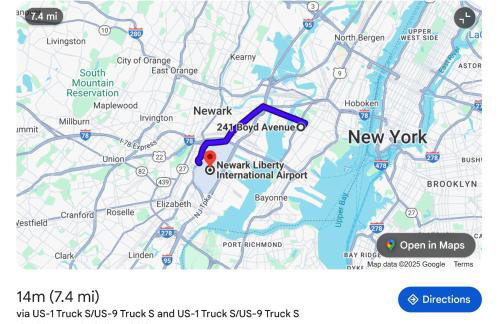 Luxury 3 BedRoom Apartment with Private Entrance plus Free Parking - Foto 50