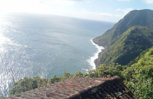 Basaltic House Pedreira - Photo 18