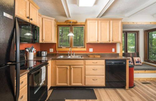 Walk to Sugar Mountain Resort | Cabin | Hot Tub - Foto 57
