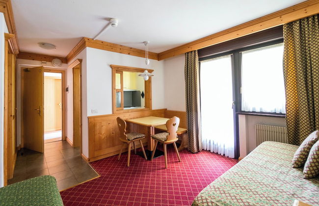 Residence Lastei - Photo 40