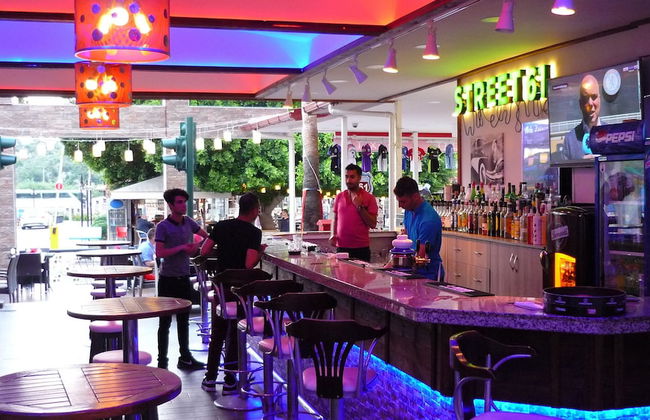 Street61 Studios - Photo 59