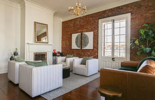 Paradise Loft, 3 Bedroom King Beds, Heart of Downtown, Full Kitchen & Wet Bar, Streaming TV - Foto 1