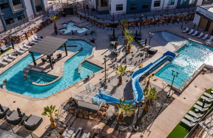 Coral Springs Resort H2 Brand New Home, Community Pool, Outdoor Fireplace, and Near Sand Hollow - Foto 45