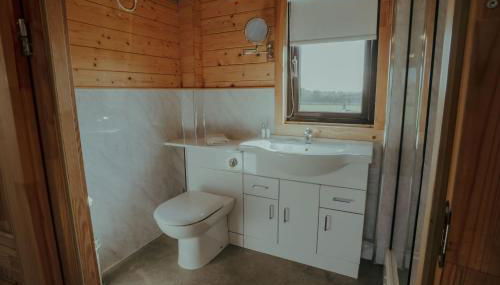 Ty Presto, Parc Y Fronwen - Foto 5, Shower
