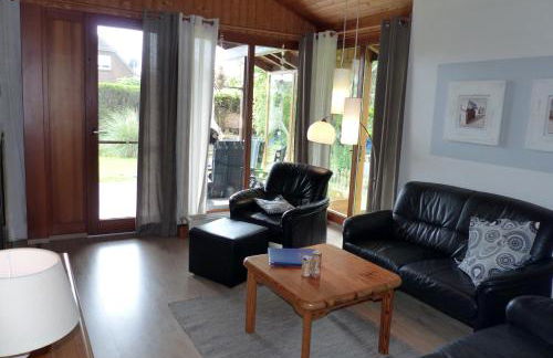 Dat Osterhuus - gemütlich, familienfreundlich, Kaminofen, WLAN, kurzer Weg zum Strand - Foto 5