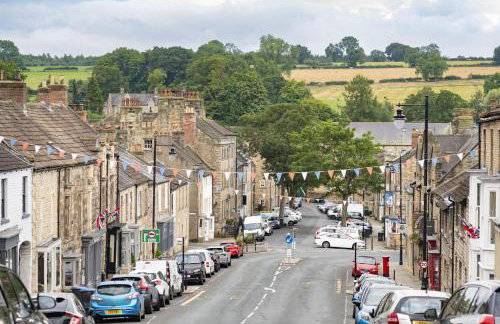 Scargill Castle - Photo 12