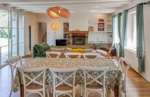 Amazing Home In Ploubezre - Foto 7