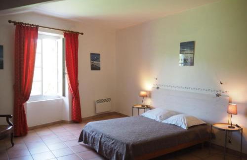 Country House in Lussan Near Pont du Gard - Photo 24