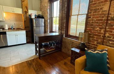 Exposed Elegance - Foto 16