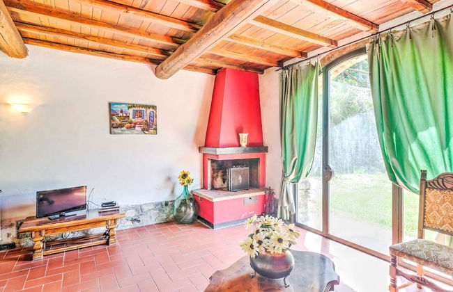 Appealing Home With Pool - Foto 21