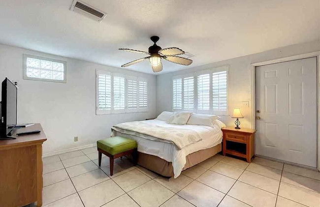 Kick back and Relax at Leisure Beach - Photo 2