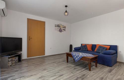 Villa Palma with Grill & Pool - Foto 27