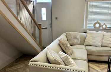 Stunning Town Center Cottage with hot tub - Foto 6