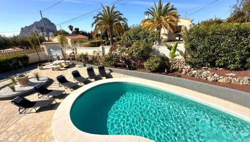 SUNNY Apartment in a Cosy Villa with shared swimming pool - Foto 4, sunbed, Garden view