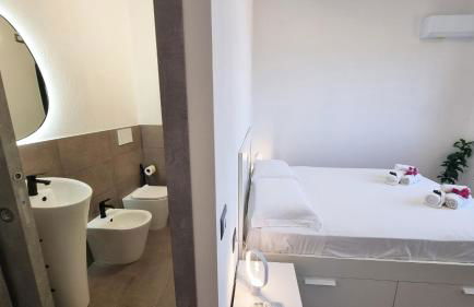 CAELIA - Casa con 3 camere matrimoniali con bagni interni - Photo 10