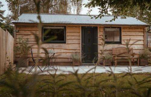 Rose Hideaway - Photo 9